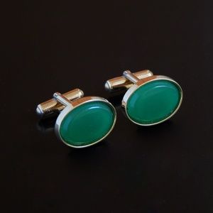 Vtg Green Cabochon Gold Tone Cufflinks